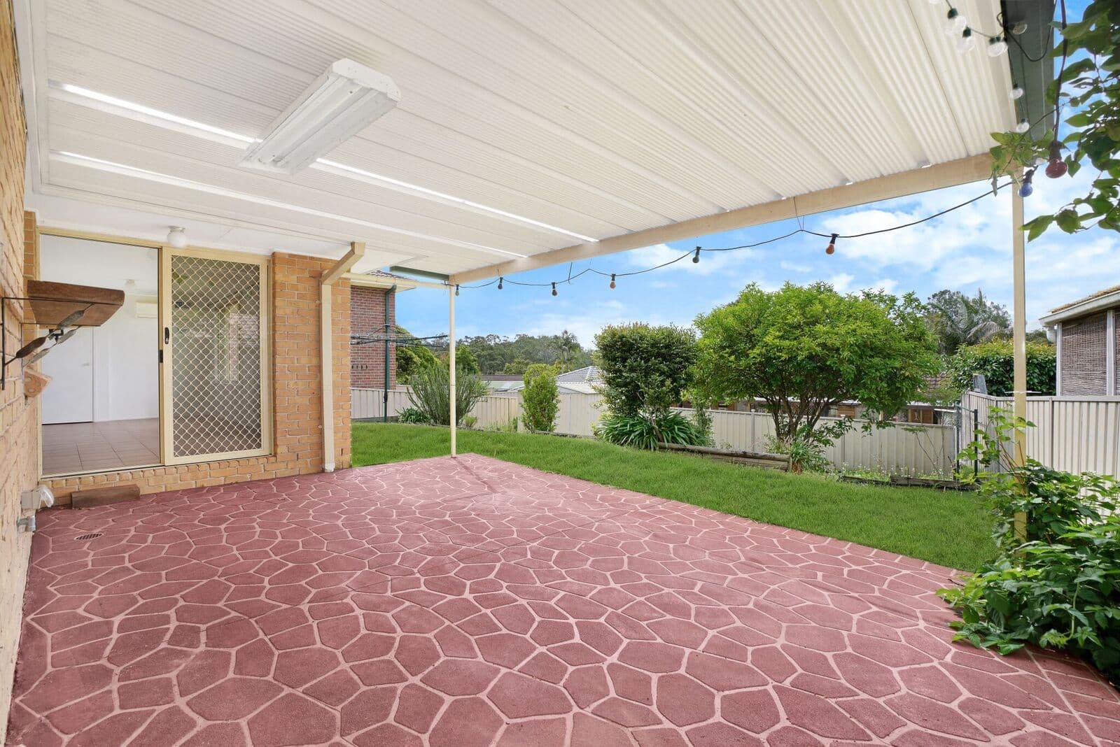 93 Brittania Drive, Watanobbi - Thumbnail 2