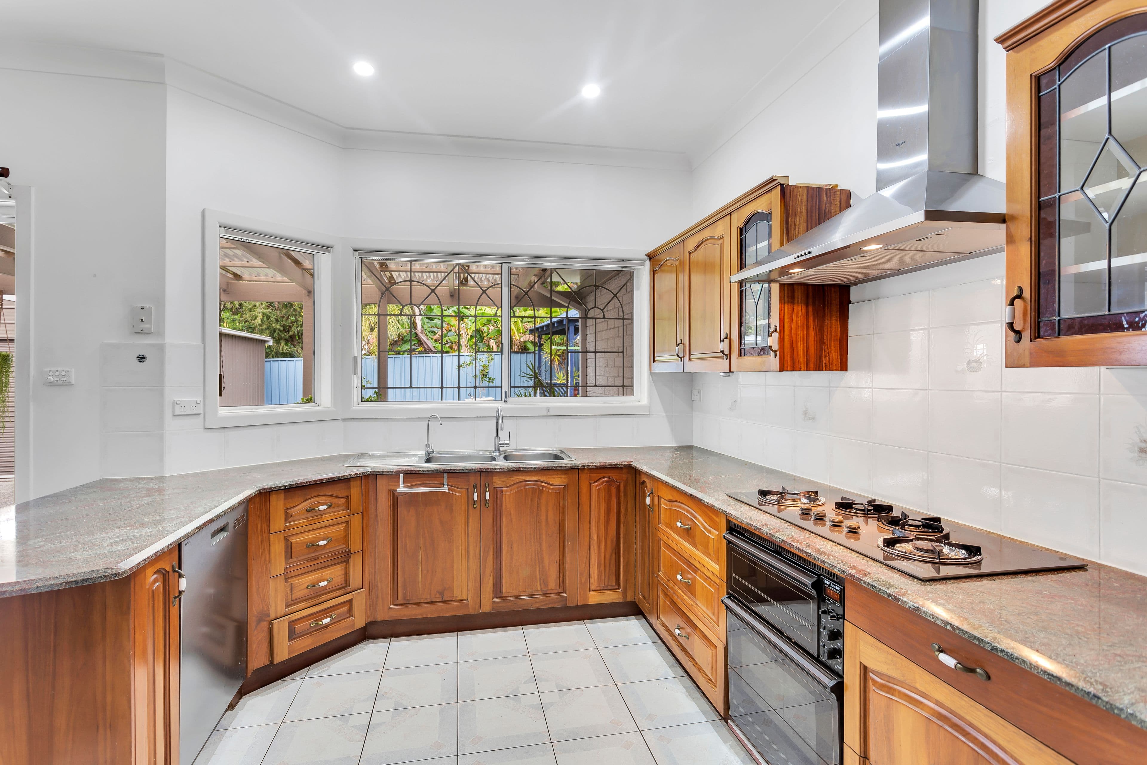 126 National Avenue, Loftus NSW 2232, Loftus - Thumbnail 3