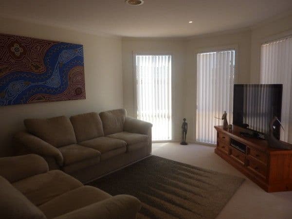 3 Bernard Place, Carrum Downs VIC 3201, Carrum Downs - Thumbnail 6