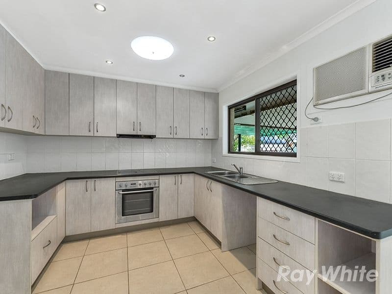 39 Kennedy Drive, Capalaba QLD 4157, Capalaba - Thumbnail 3