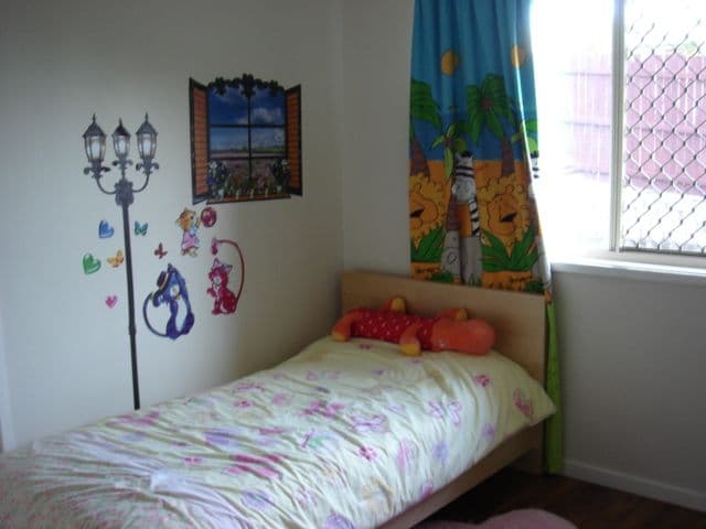 2 Cornwall Close, HERITAGE PARK QLD 4118, Heritage Park - Thumbnail 4