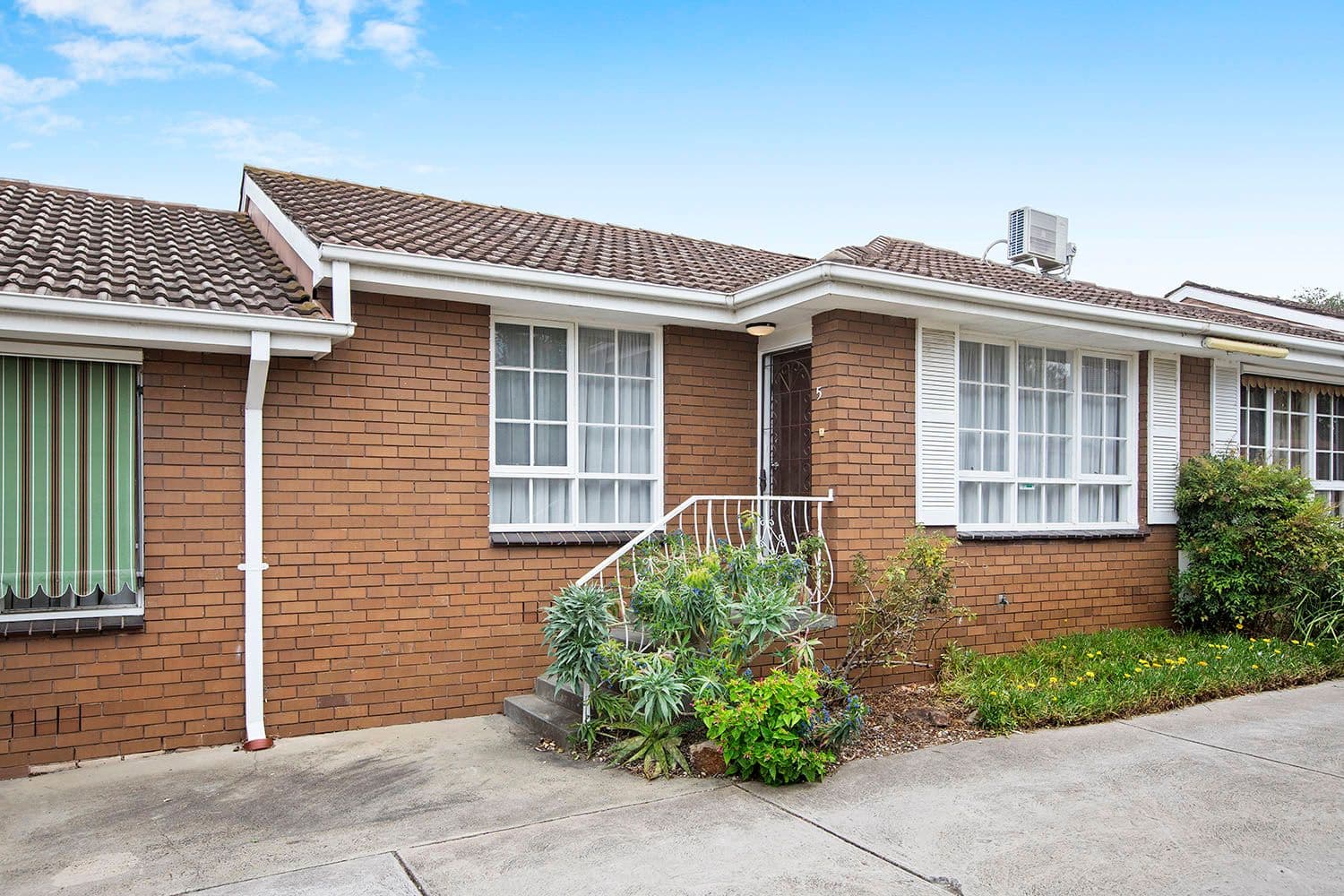 71 Chesterville Road, Highett VIC 3190, Highett - Thumbnail 2