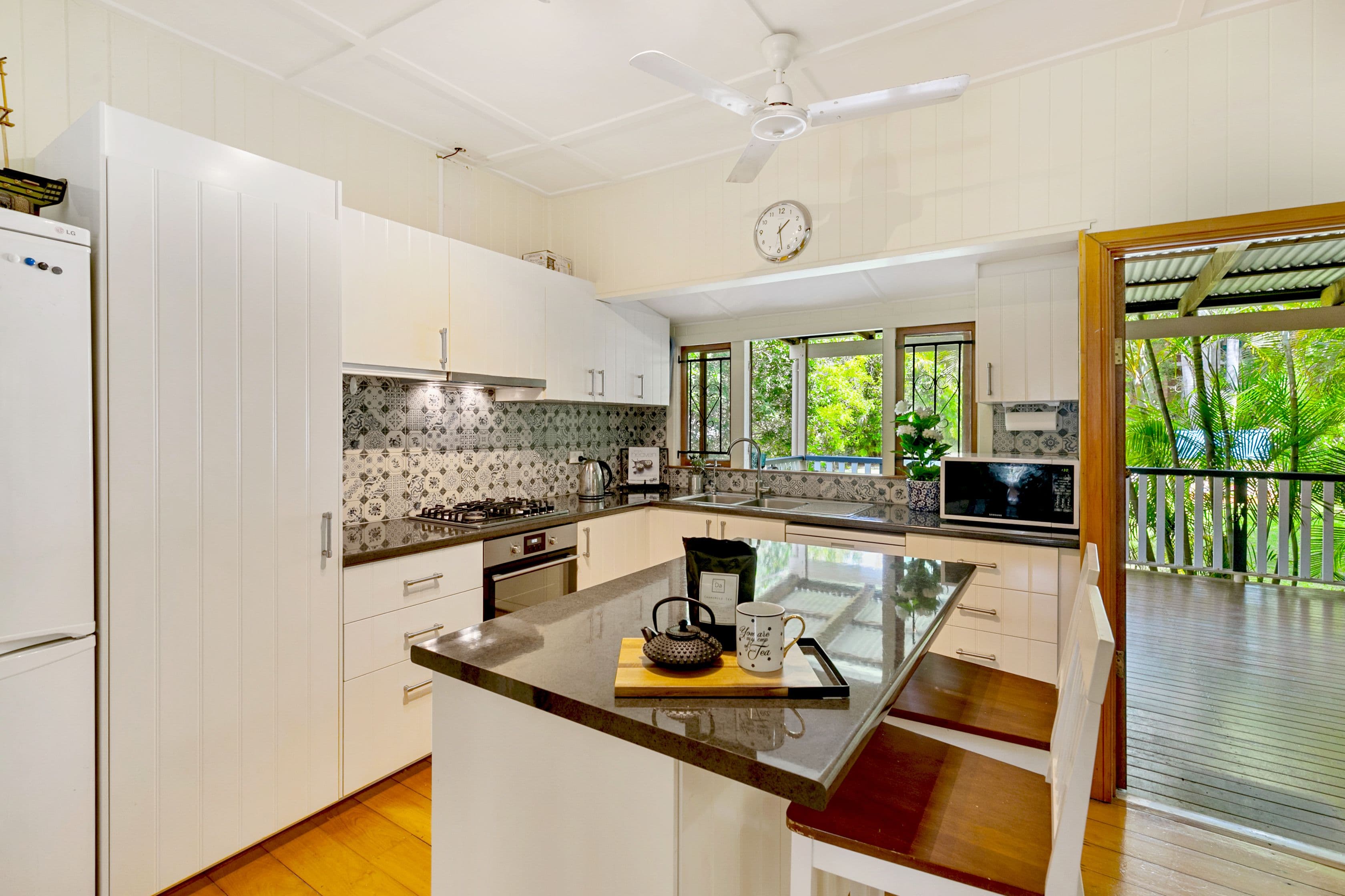 49 Harold Street, Holland Park QLD 4121, Holland Park - Thumbnail 3