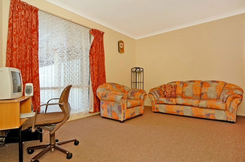 98 Bluegum Road, BEECHBORO WA 6063, Beechboro - Thumbnail 4