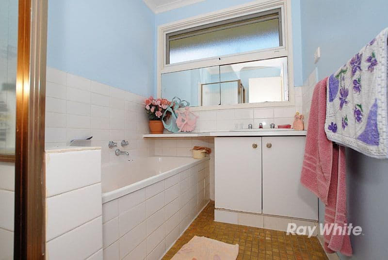 108 Kelvinside Road, NOBLE PARK VIC 3174, Noble Park - Thumbnail 4