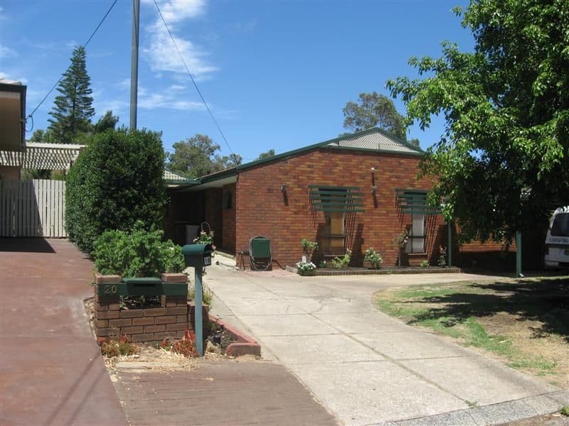 18 Karu Road, KALAMUNDA WA 6076, Kalamunda - Image 1