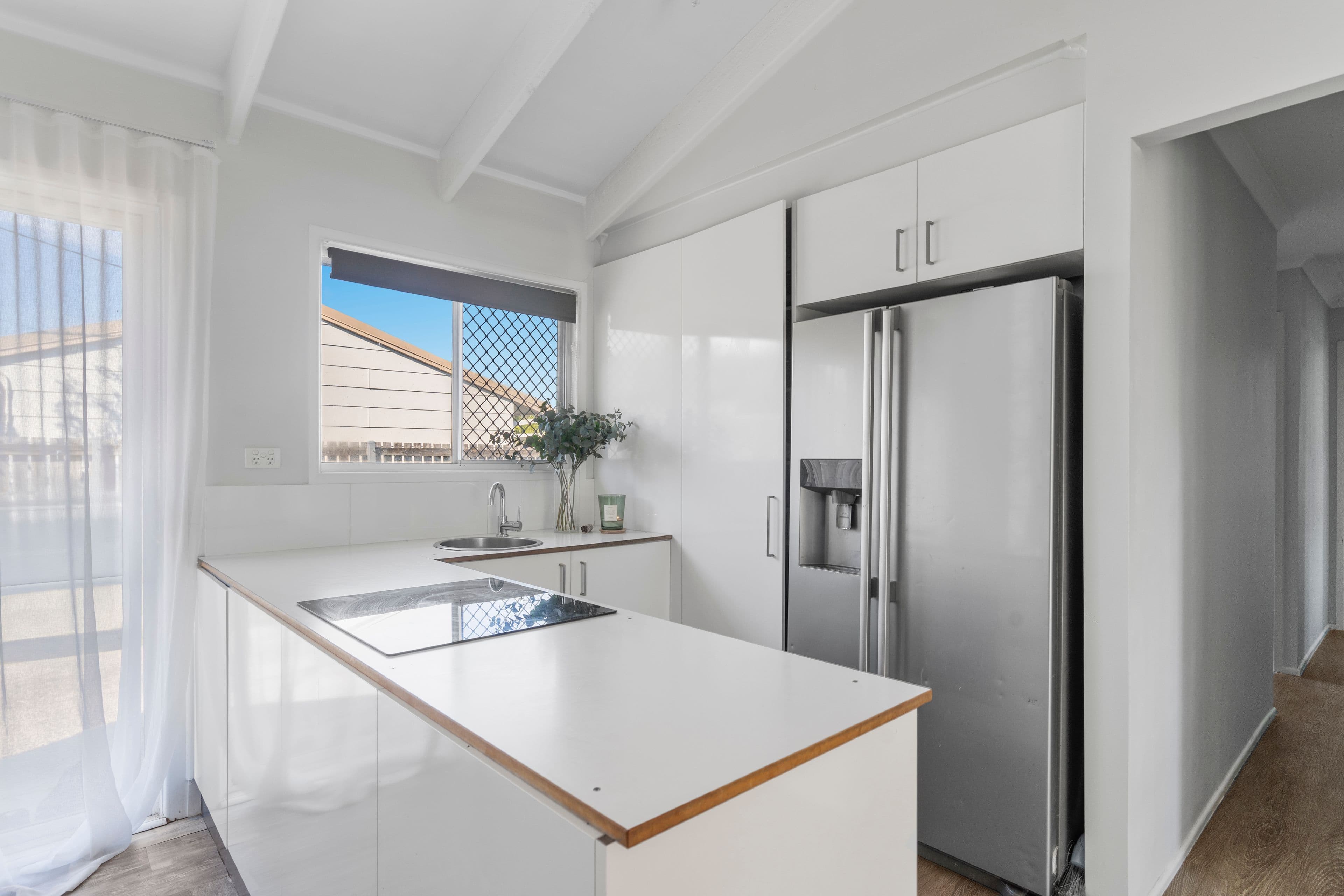 31 Phyllis Street, Eastern Heights QLD 4305, Eastern Heights - Thumbnail 2