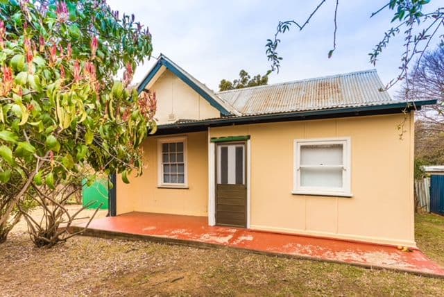 27 Belmore Street, Cargo - Image 1