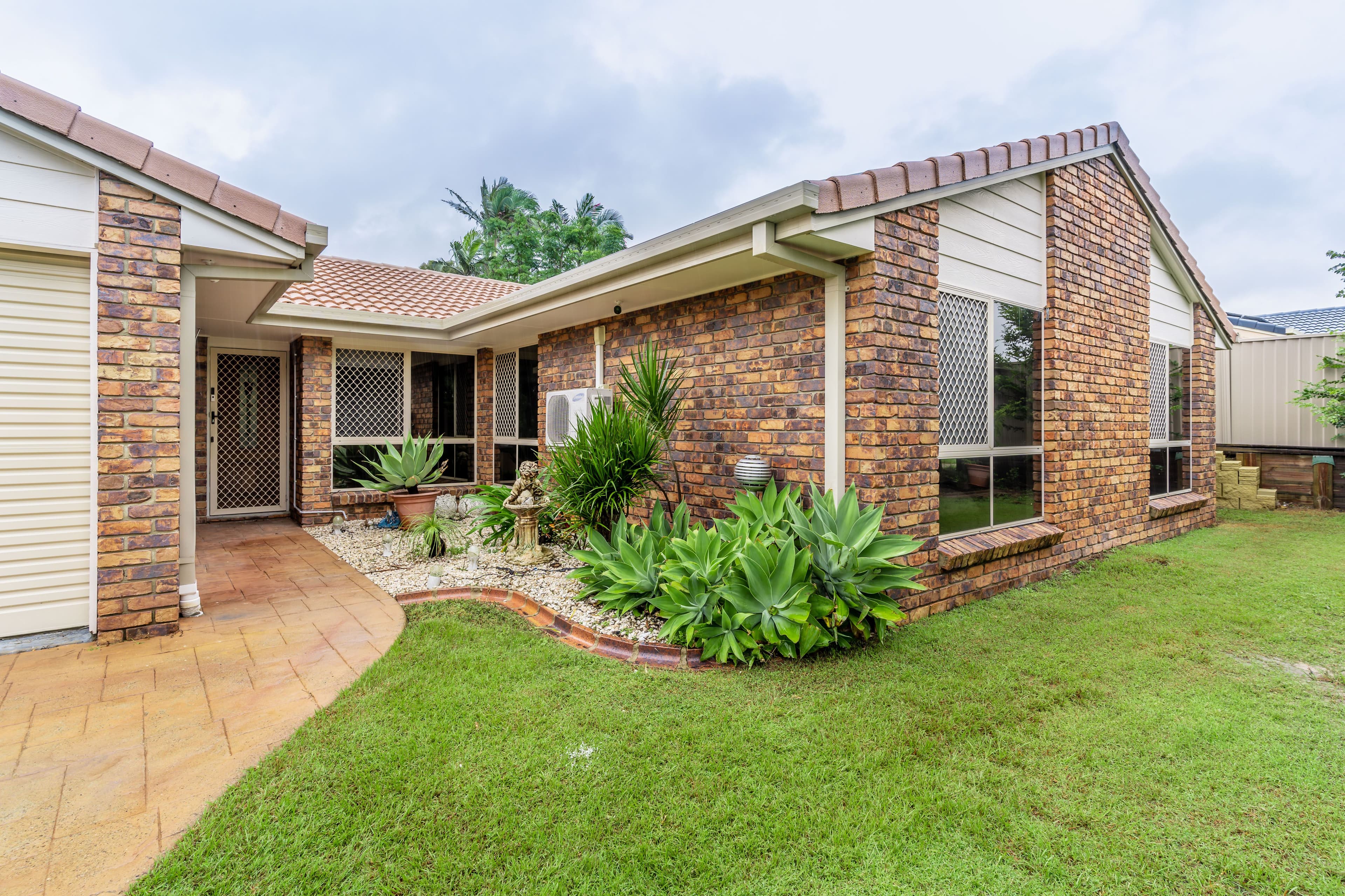 15 Bannockburn Crescent, Parkinson QLD 4115, Parkinson - Thumbnail 6