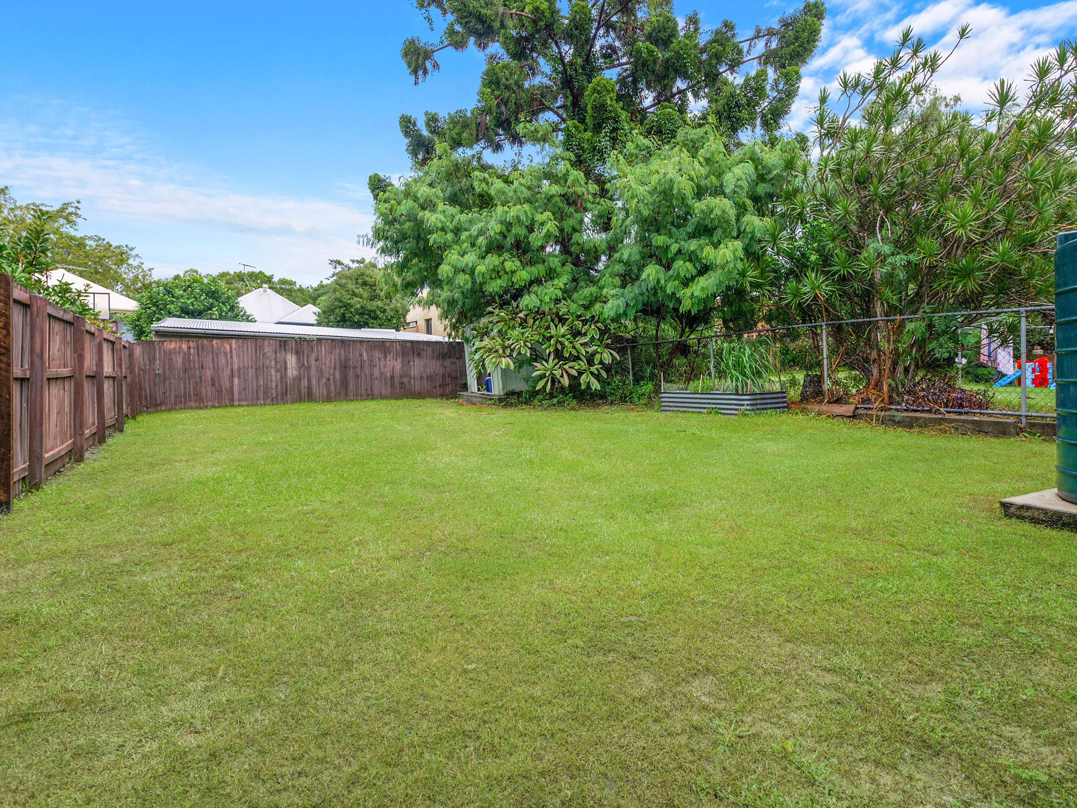 22 Thorne Street, Windsor QLD 4030, Windsor - Thumbnail 6