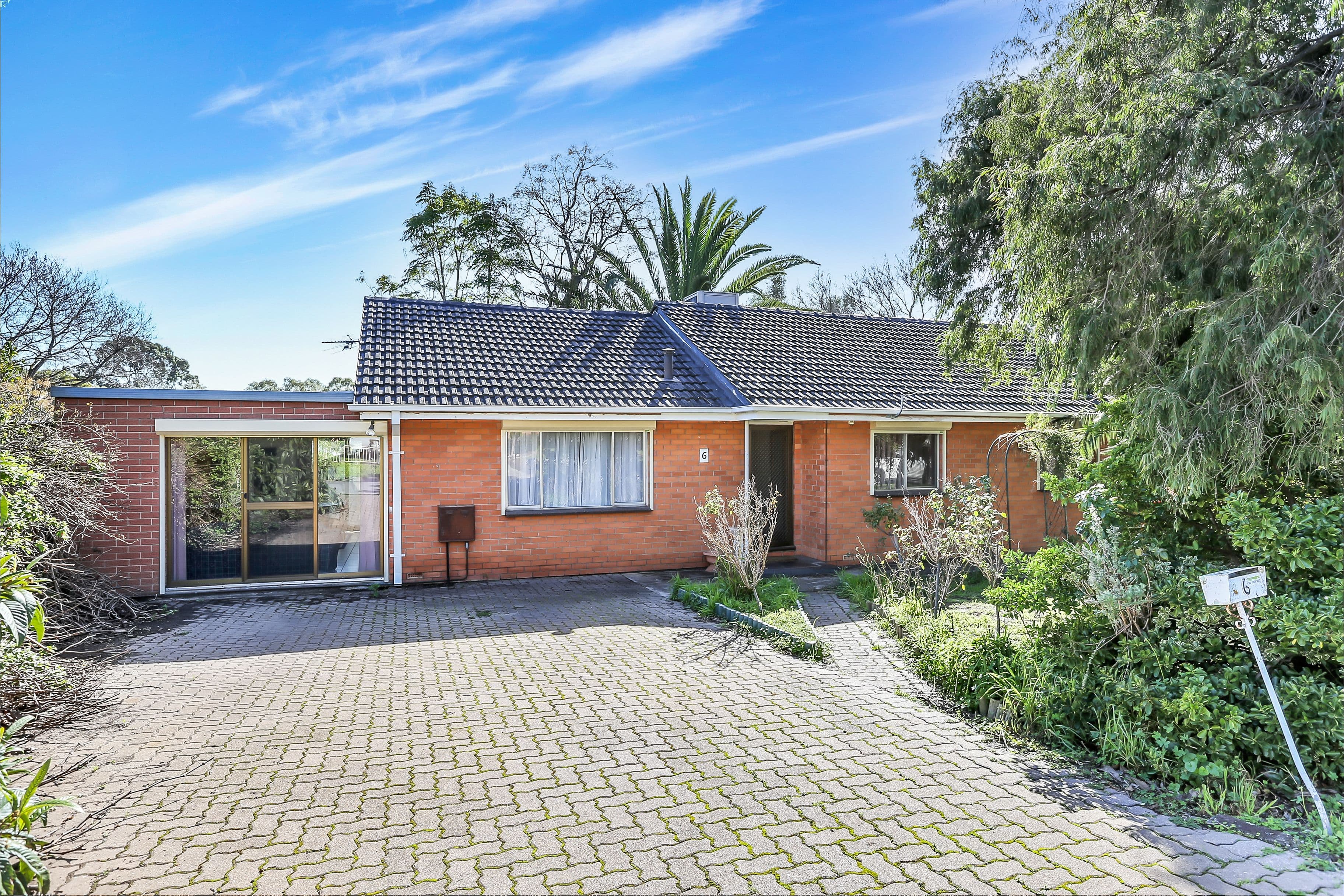 6 Nottingham Crescent, Valley View SA 5093, Valley View - Image 1