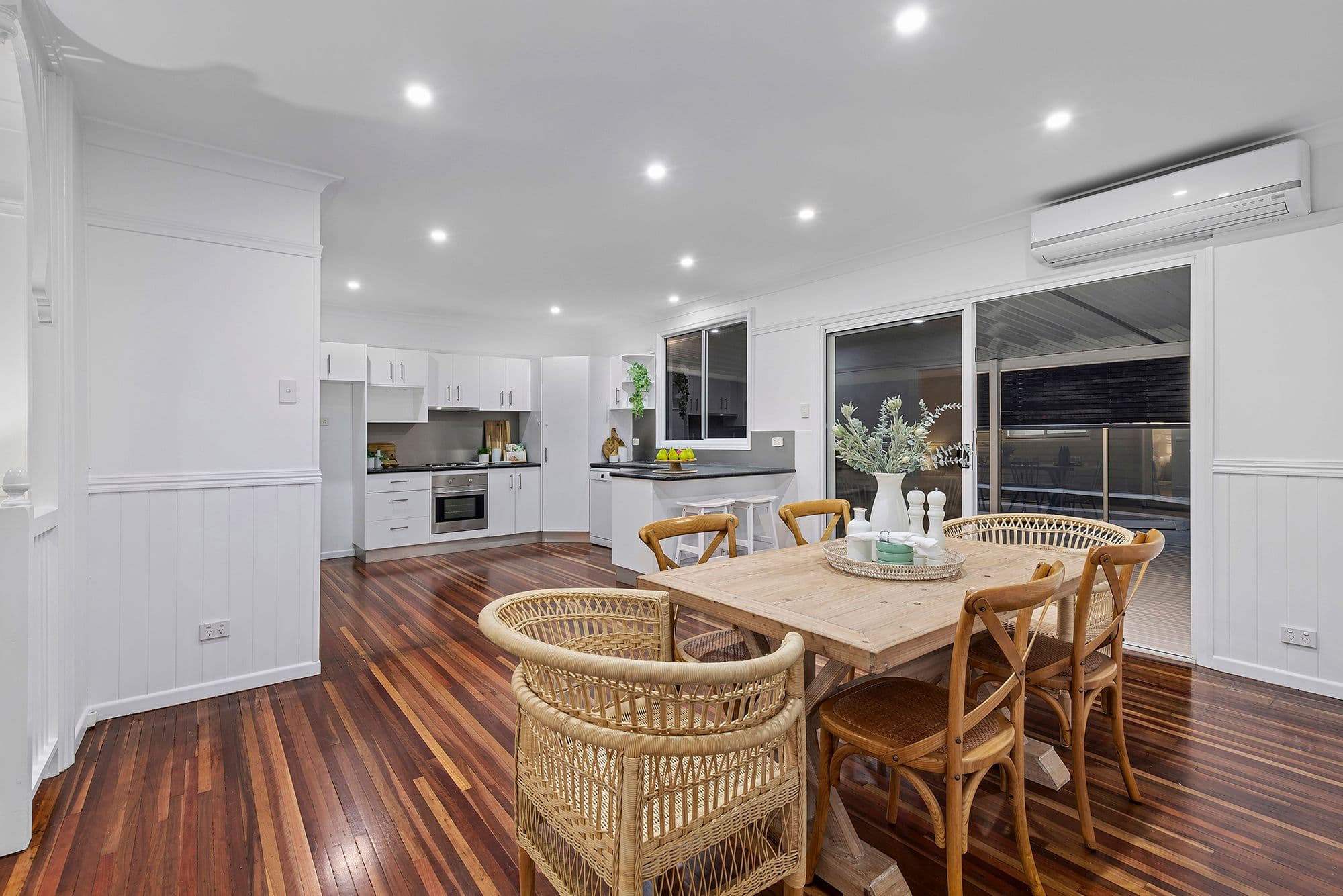 198 Scarborough Road, Scarborough QLD 4020, Scarborough - Thumbnail 5