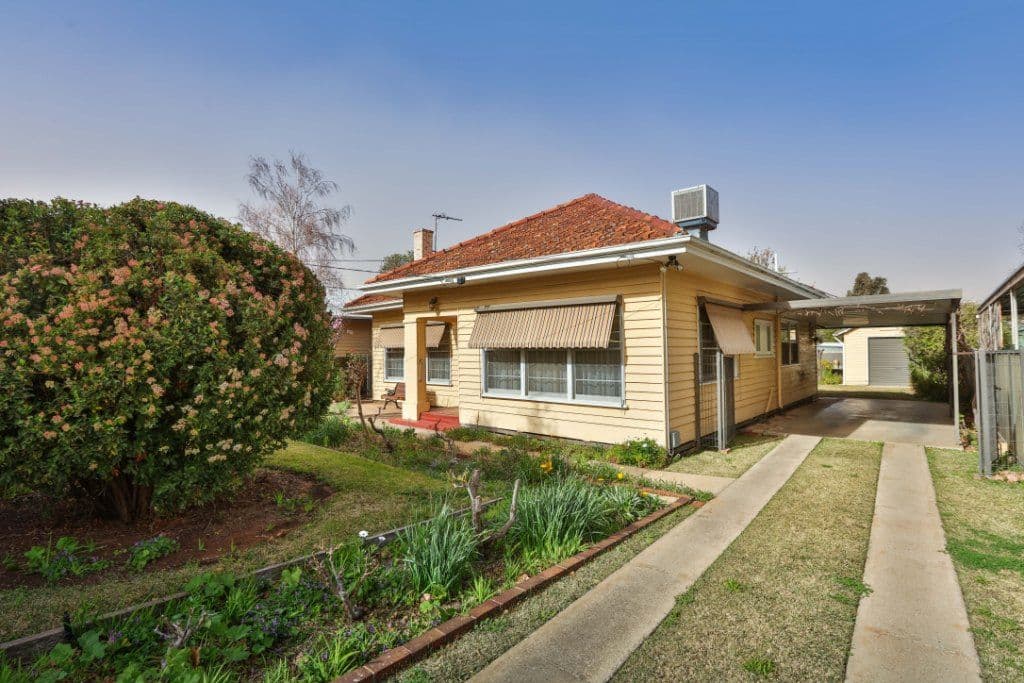 12 Henderson Place, Mildura VIC 3500, Mildura - Thumbnail 2