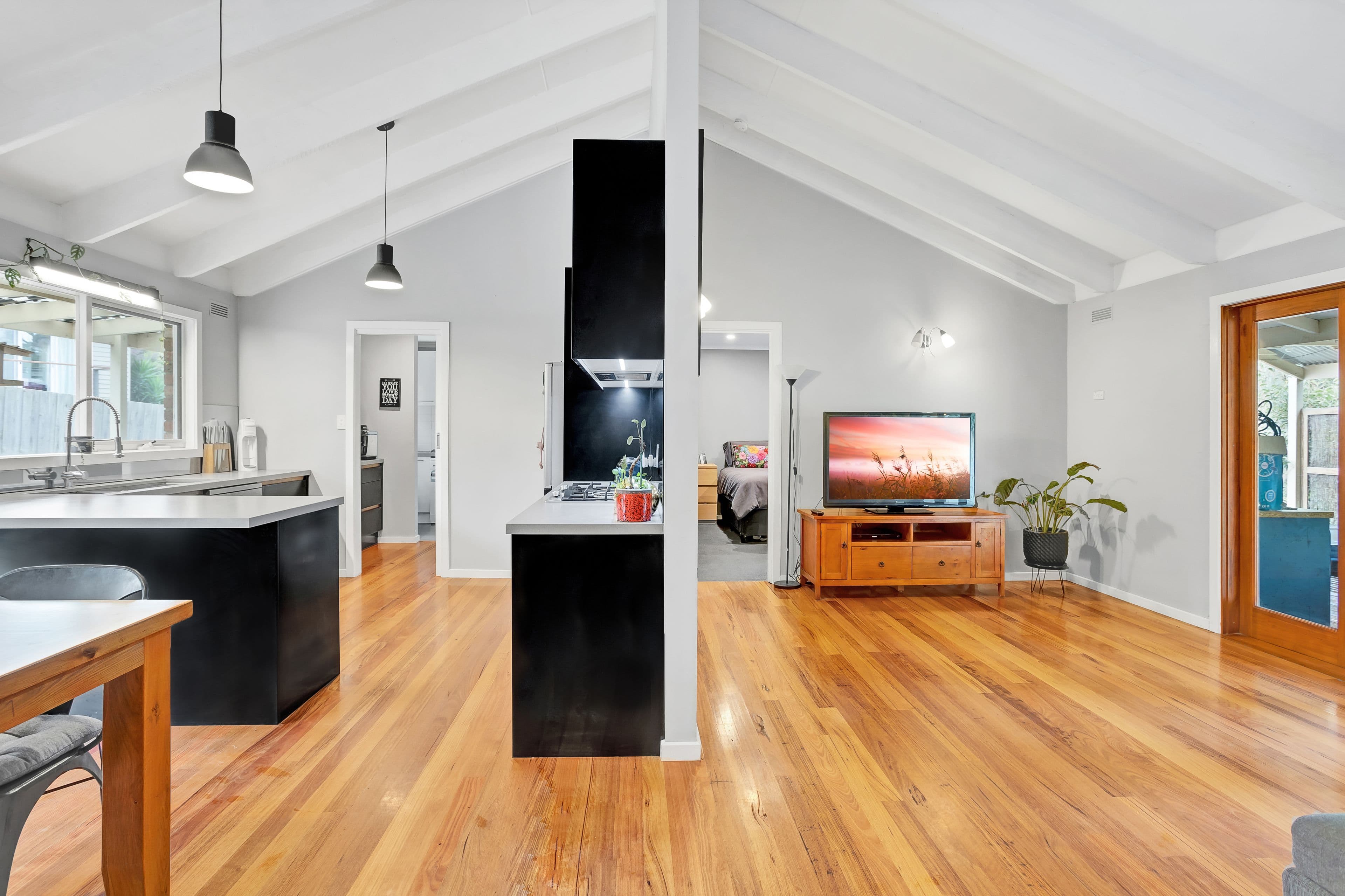 10 Wanda Avenue, Wandin North VIC 3139, Wandin North - Thumbnail 6