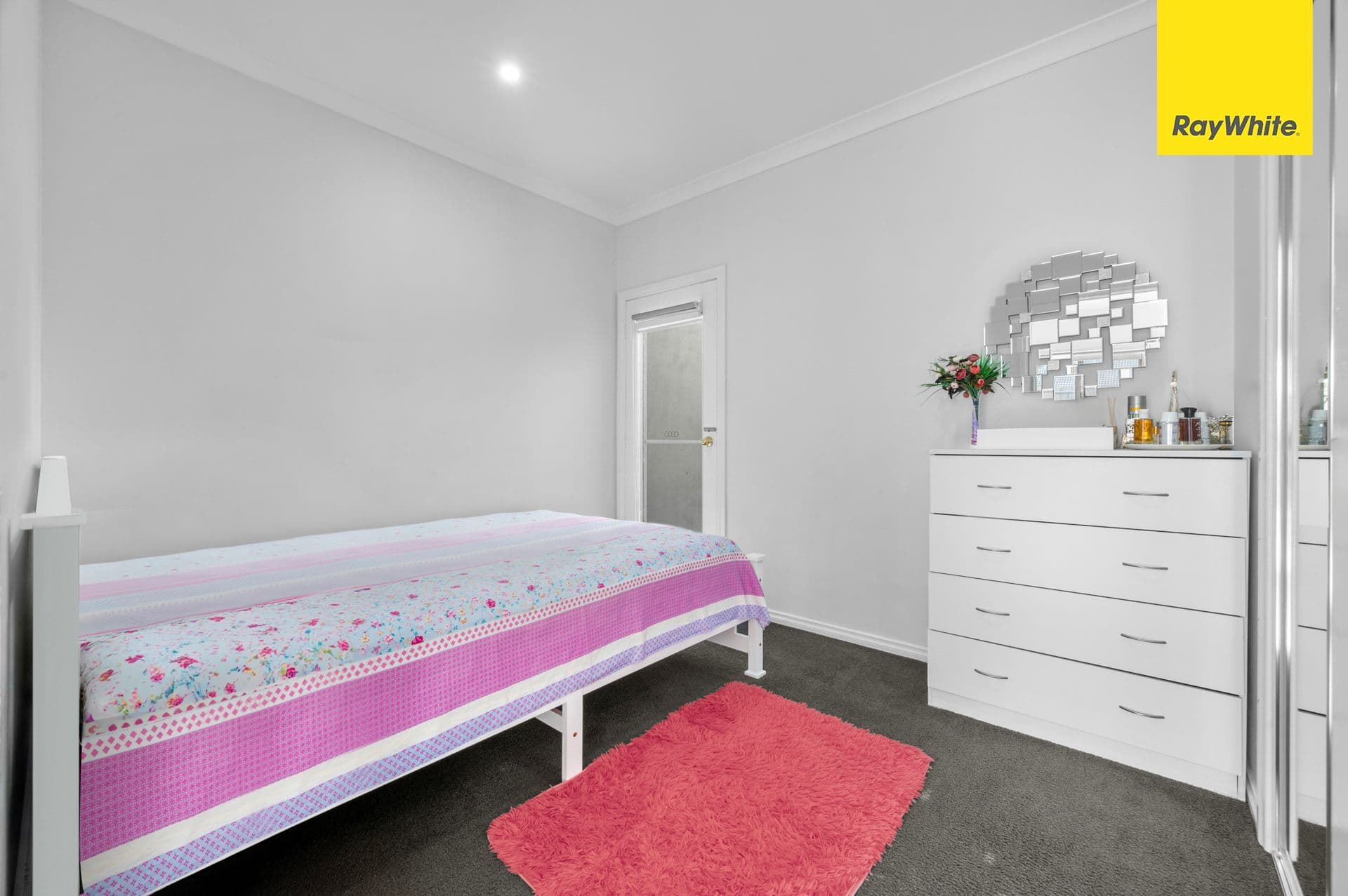 24 Henry Street, Melton VIC 3337, Melton - Thumbnail 5