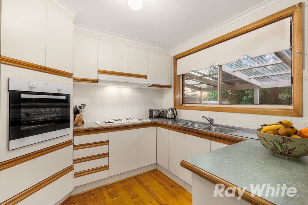 5 Patmore Court, Mill Park VIC 3082, Mill Park - Thumbnail 2