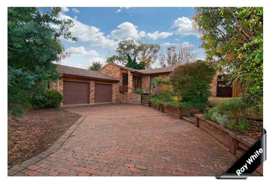 4 Gilday Place, FADDEN ACT 2904, Fadden - Image 1