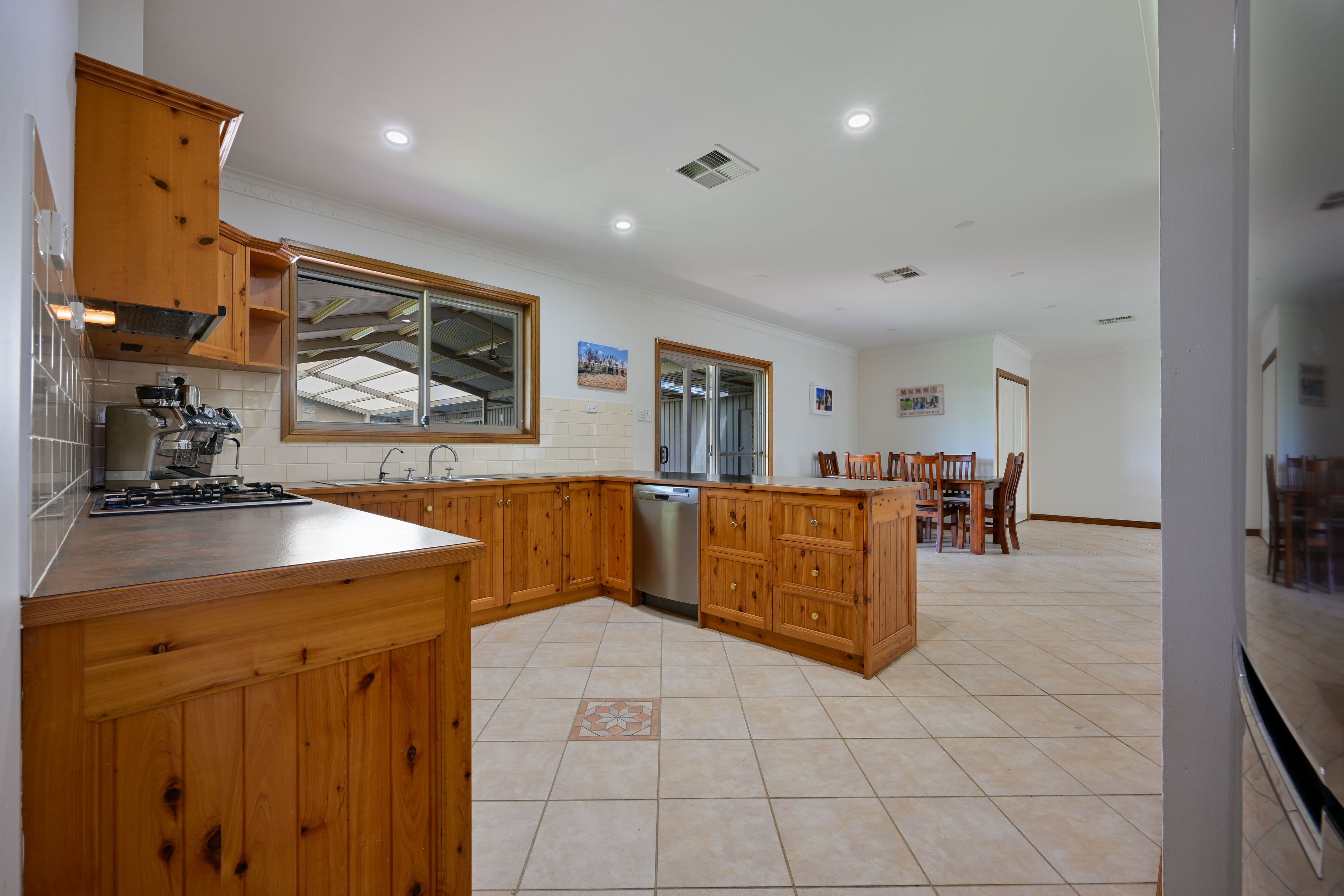 6 Brook Street, Stirling North SA 5710, Stirling North - Thumbnail 5