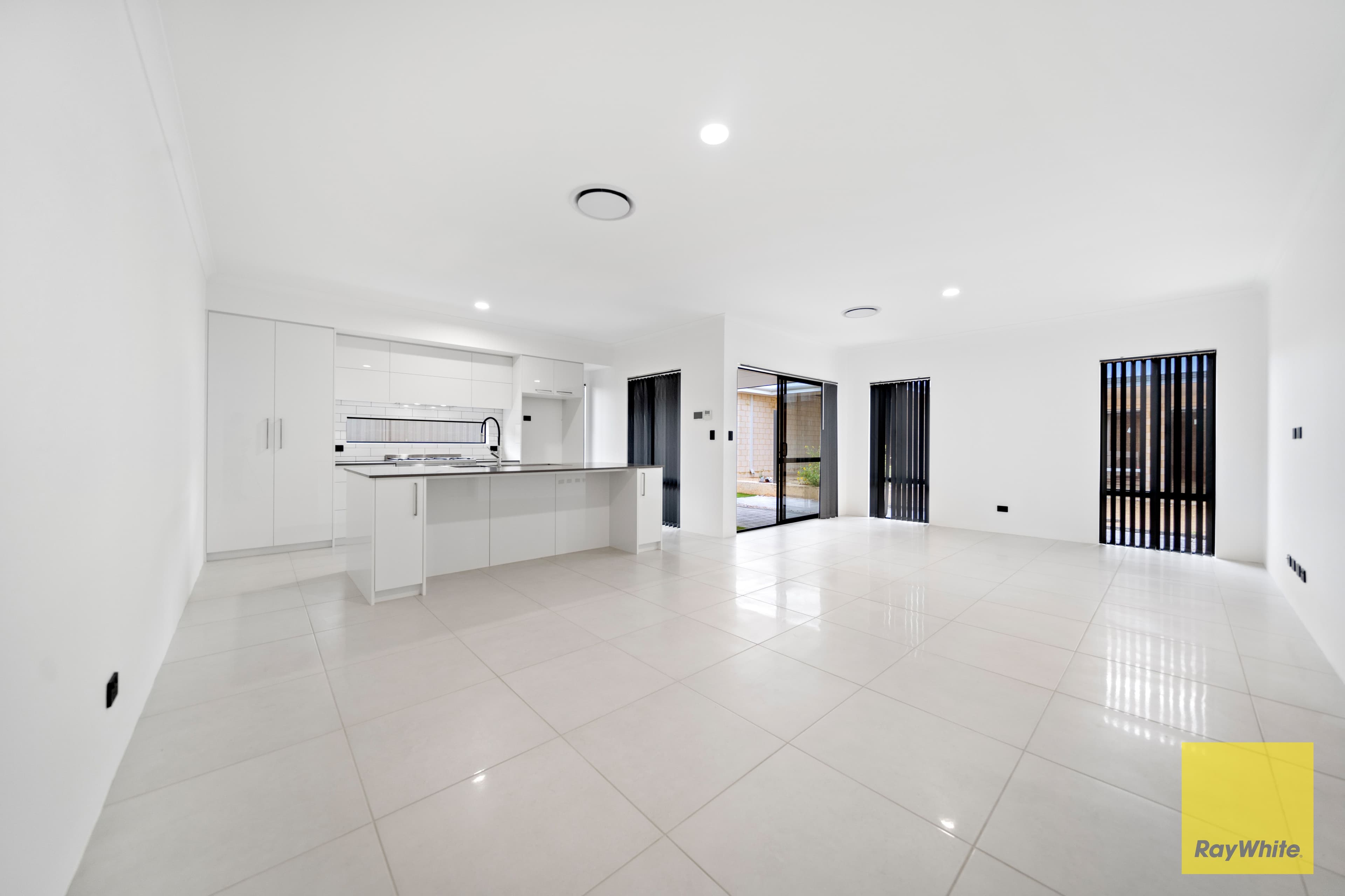64 Rhodeswood Drive, Aveley WA 6069, Aveley - Thumbnail 5