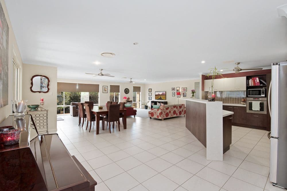 6 Breakwater Court, Deception Bay QLD 4508, Deception Bay - Thumbnail 2