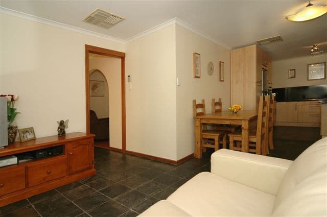 4/21 Hampton Court, Wynn Vale, SA, 5127, Wynn Vale - Thumbnail 5