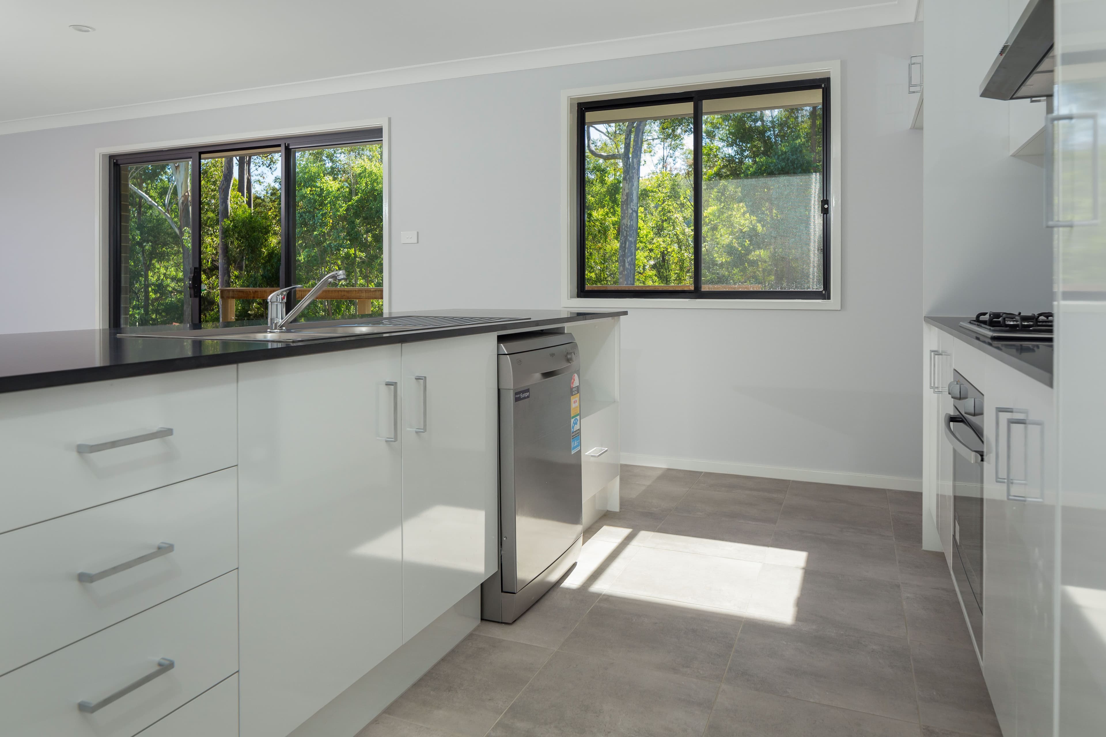 29 Courtenay Crescent, Long Beach - Thumbnail 3