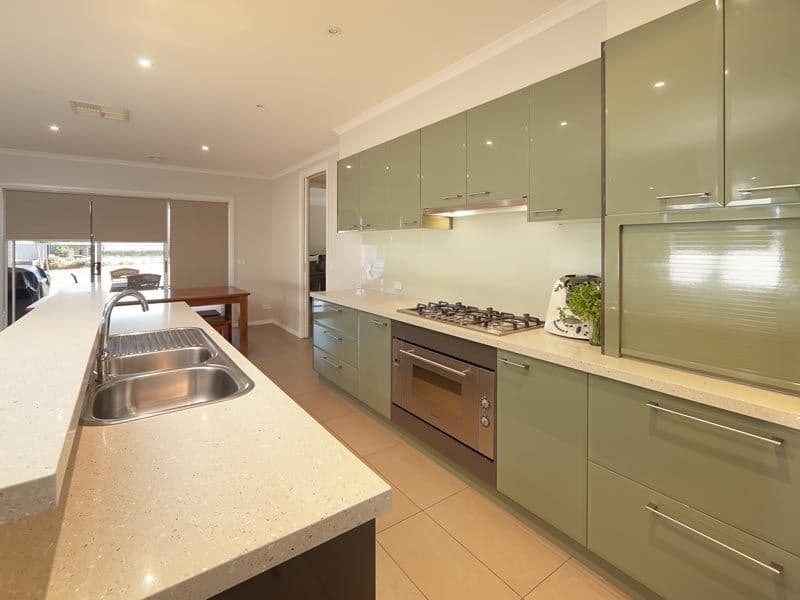 7 Gallagher Drive, WAHGUNYAH VIC 3687, Wahgunyah - Thumbnail 2