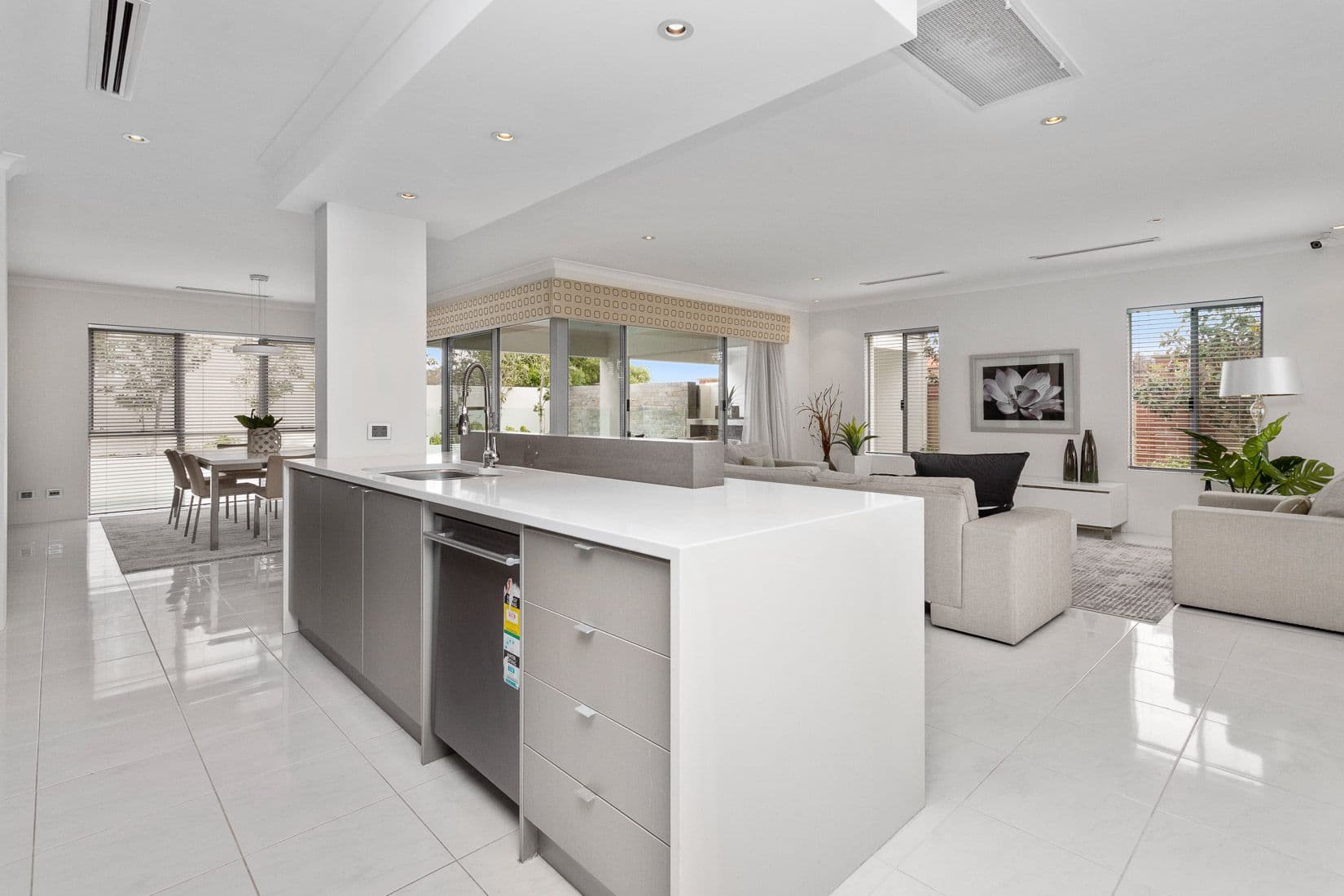 10 Granich Gardens, Woodlands WA 6018, Woodlands - Thumbnail 8