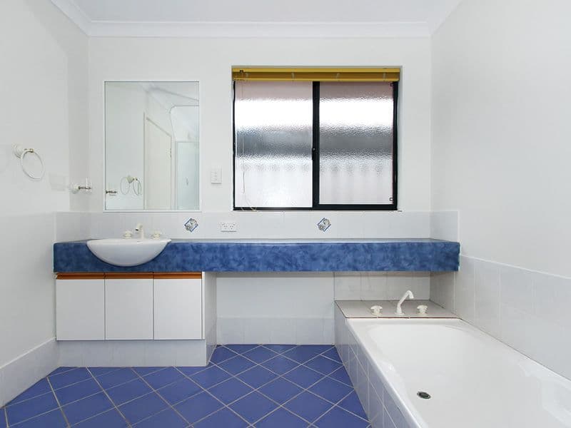 8 Nutbush Court, THORNLIE WA 6108, Thornlie - Thumbnail 5