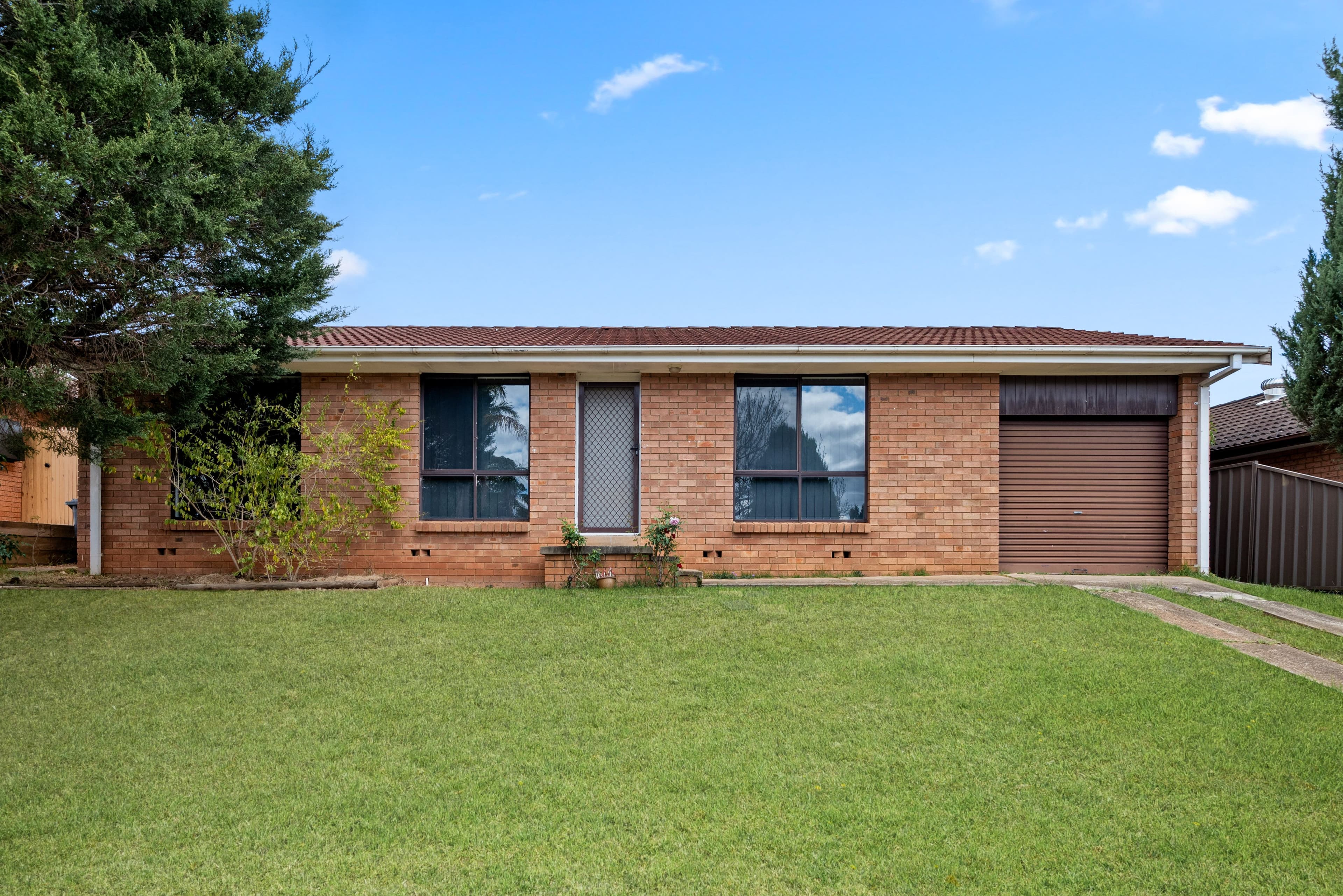 7 Mantalini Street, Ambarvale NSW 2560, Ambarvale - Image 1