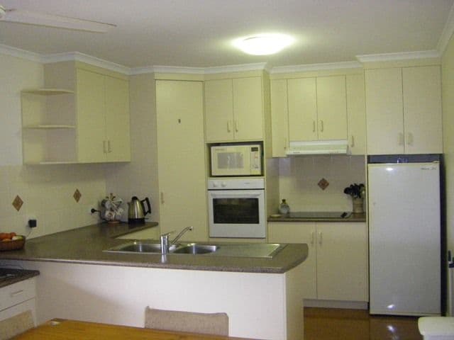 12 Bally Keel Road, ALLIGATOR CREEK QLD 4816, Alligator Creek - Thumbnail 2