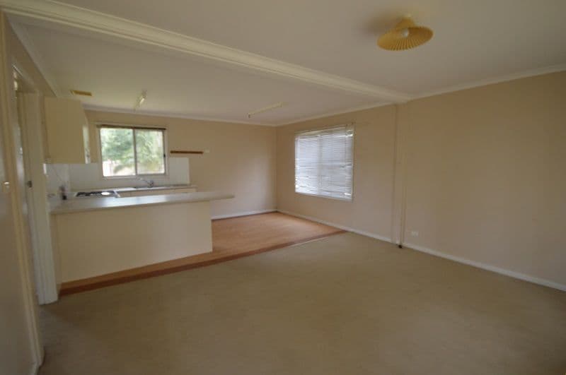 67 Brougham Street, Cowra NSW 2794, Cowra - Thumbnail 2