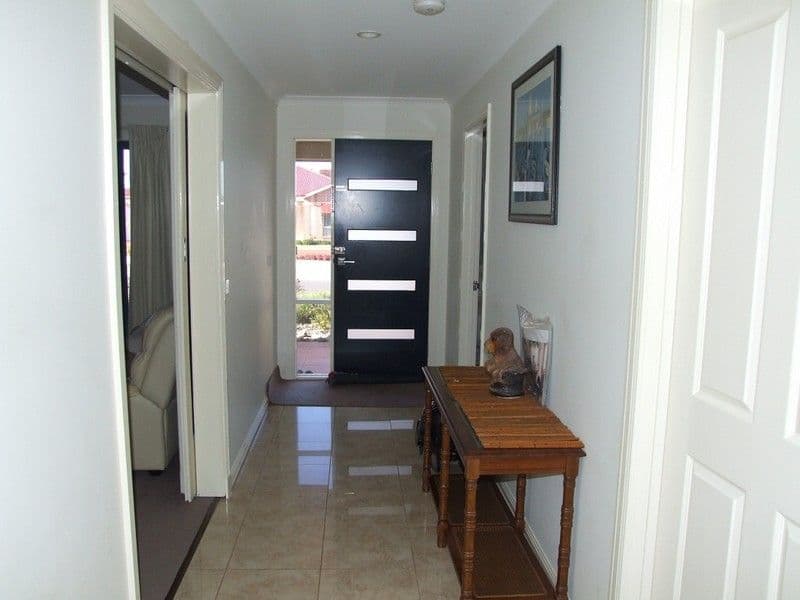 19 Buccaneer Street, Newport, QLD, 4020, Newport - Thumbnail 6