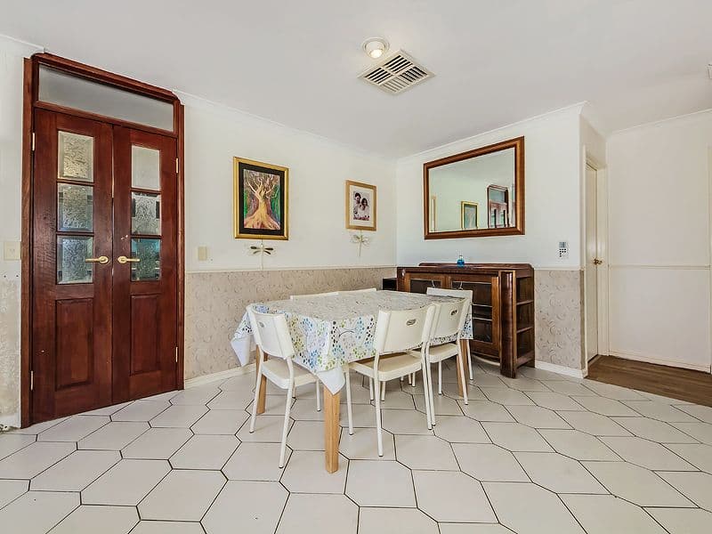 11 Javanica  Court, WARNBRO WA 6169, Warnbro - Thumbnail 3