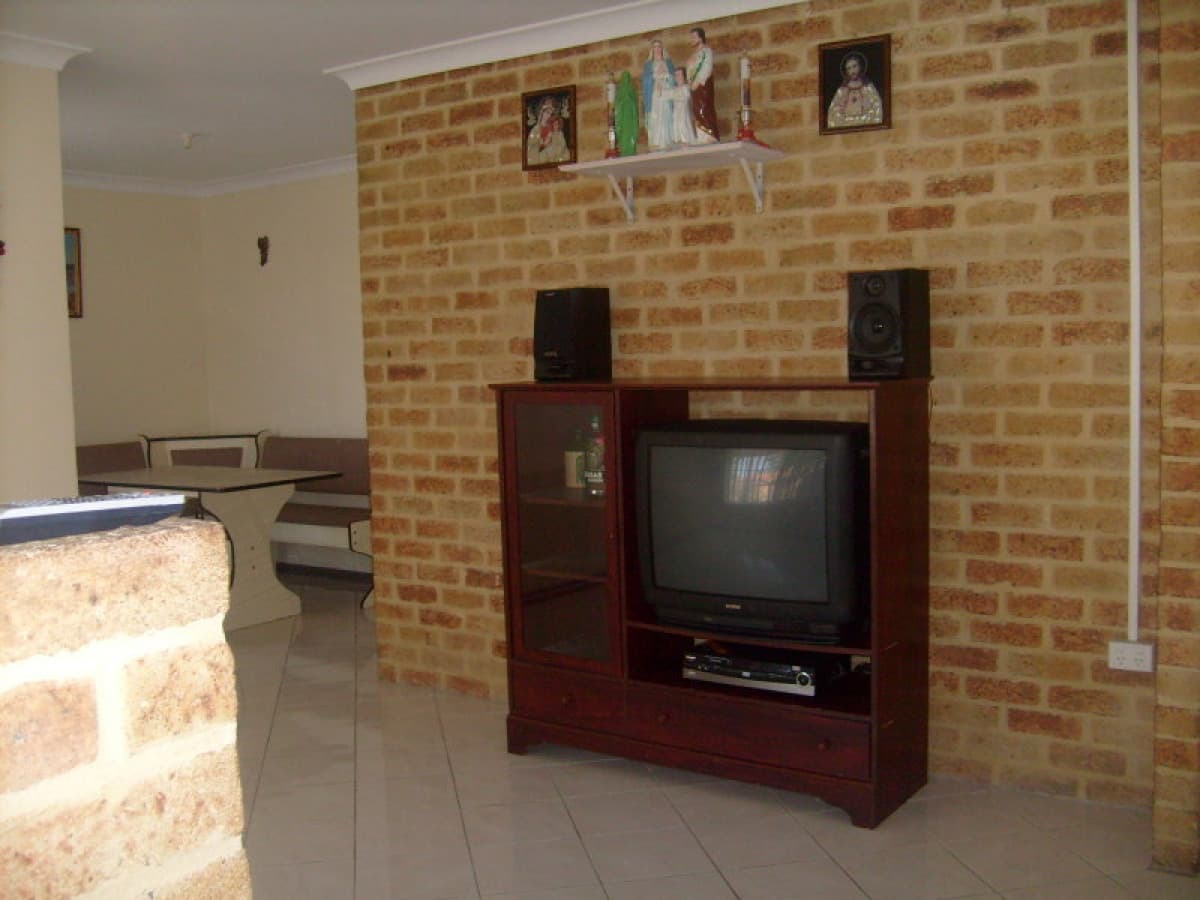 11 Columbia Way, BEECHBORO, WA, Beechboro - Thumbnail 3