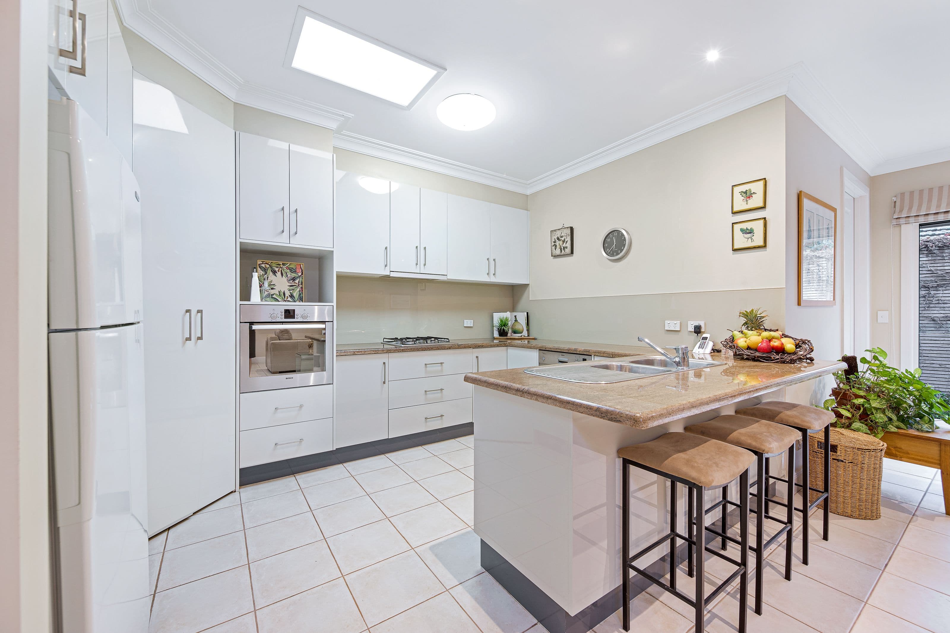 25A Miller Crescent, Mount Waverley VIC 3149, Mount Waverley - Thumbnail 5
