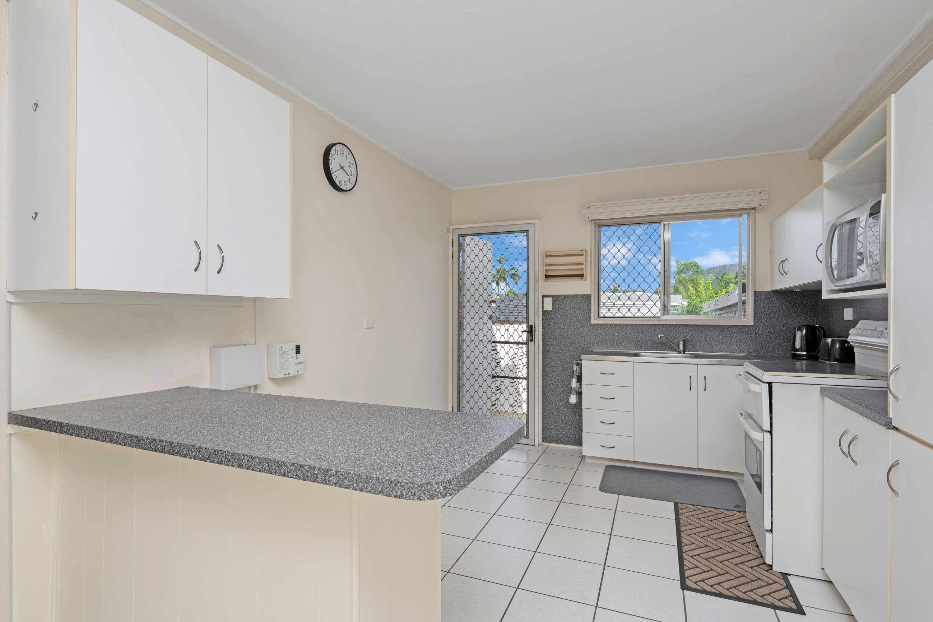 4 Torrens Street, Kirwan QLD 4817, Kirwan - Thumbnail 3