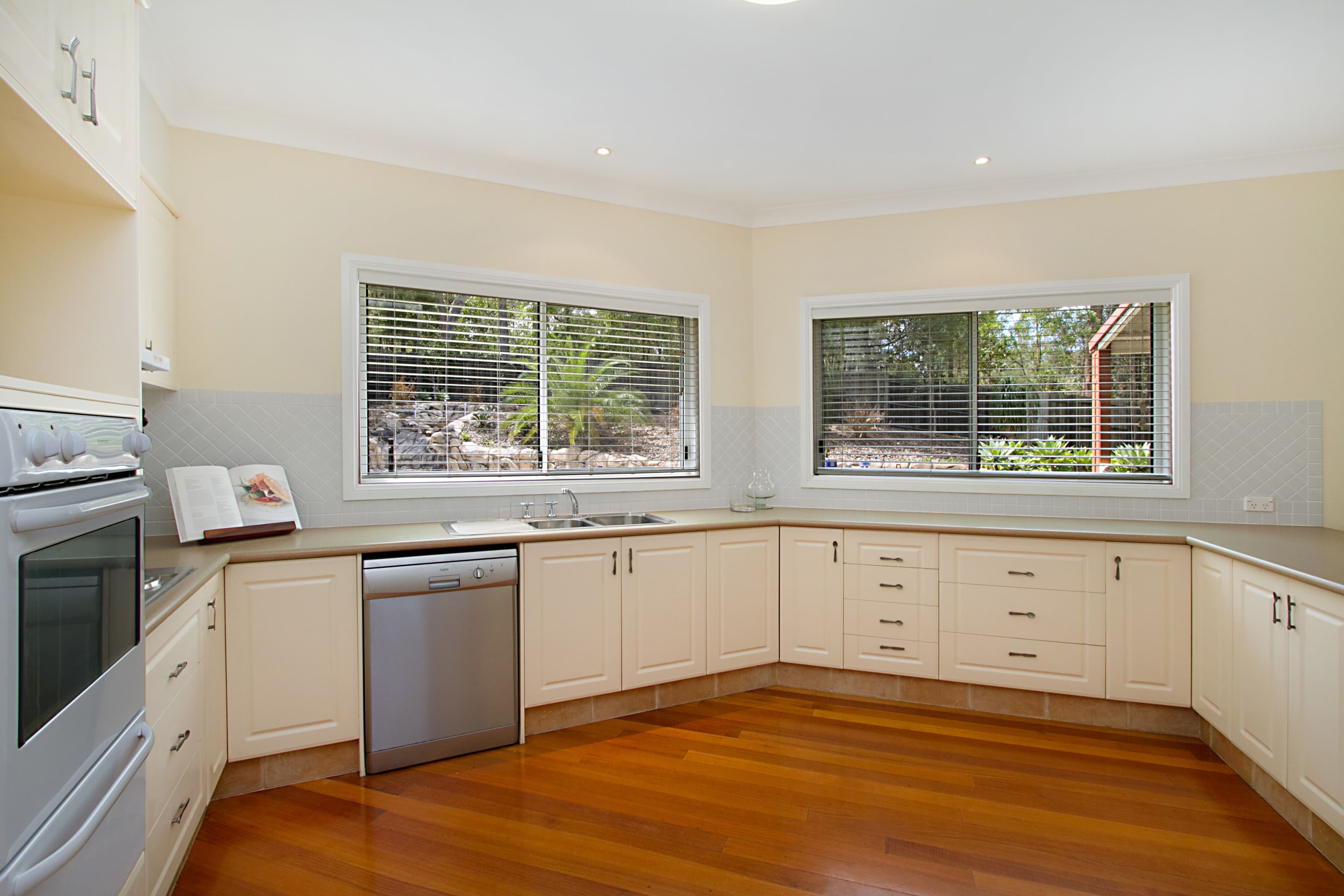 10 Canopy Drive, Mudgeeraba QLD 4213, Mudgeeraba - Thumbnail 6