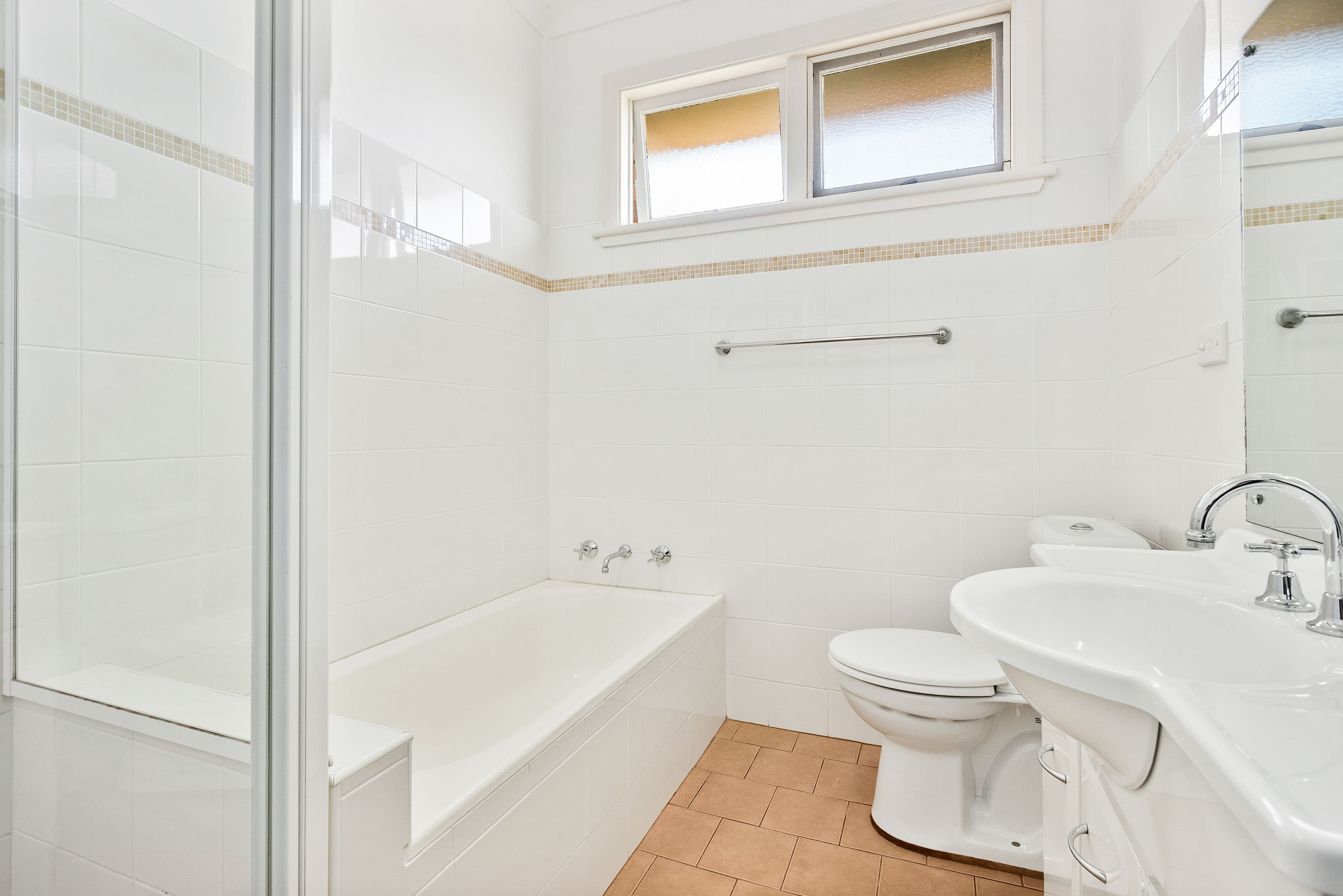 12 Koorabel Avenue, West Wollongong NSW 2500, West Wollongong - Thumbnail 7