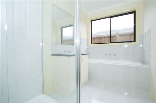 885 Sayers Road, TARNEIT VIC 3029, Tarneit - Thumbnail 2