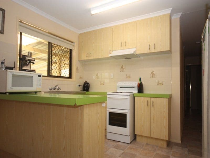 16 Spier Street, BILOELA QLD 4715, Biloela - Thumbnail 2