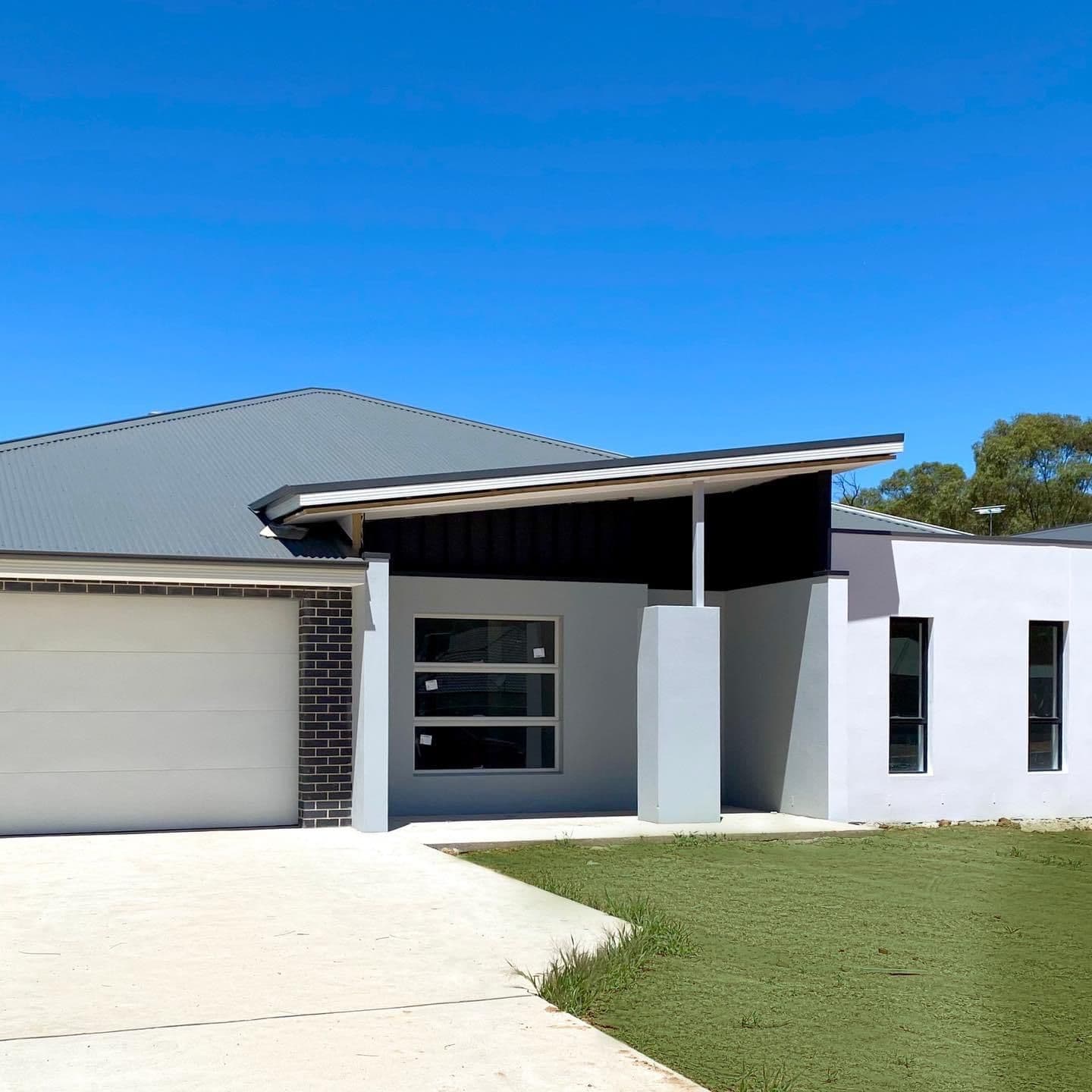Howlong NSW 2643, Howlong - Image 1