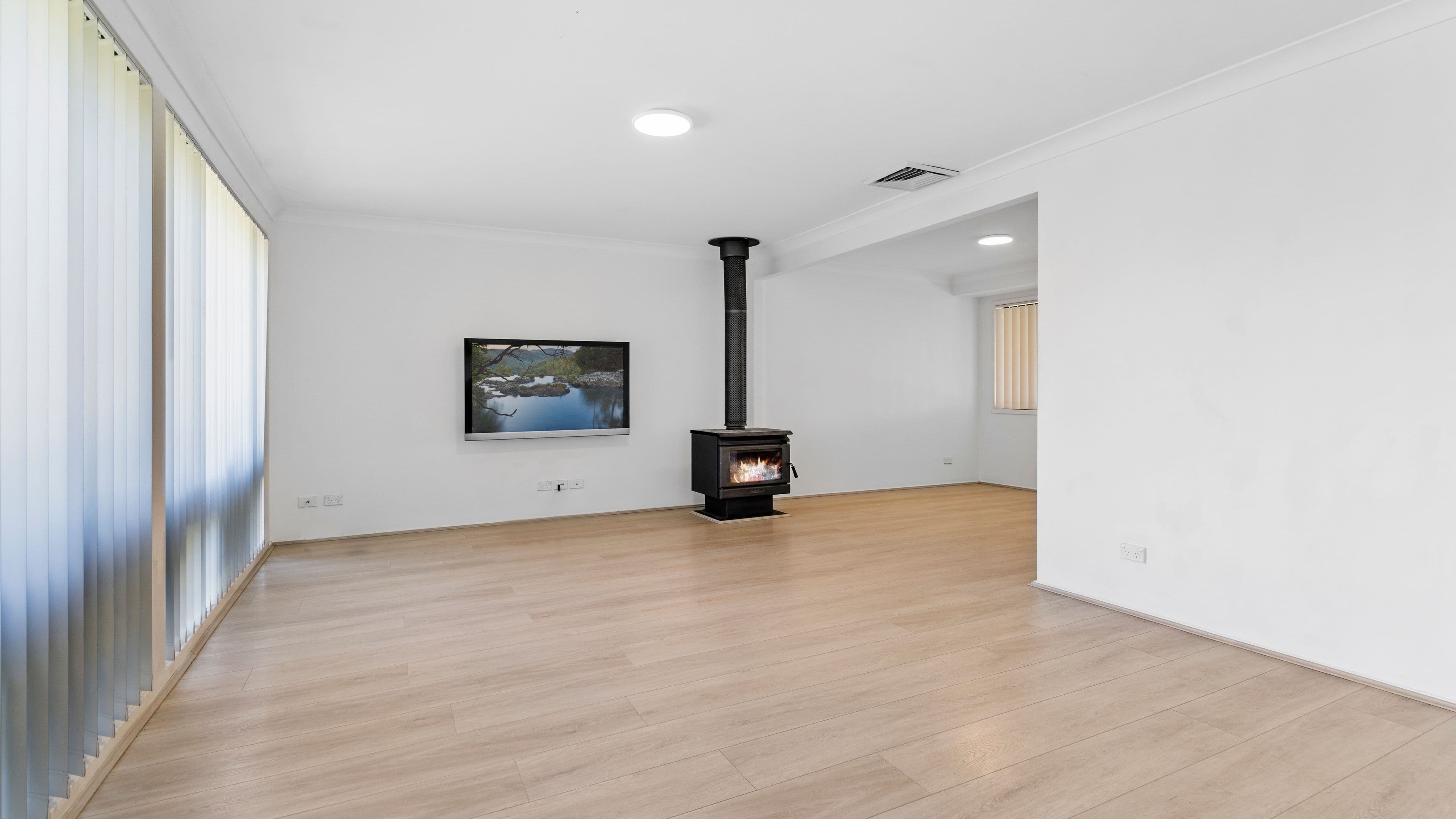 11 Leon Place, Ingleburn NSW 2565, Ingleburn - Thumbnail 5