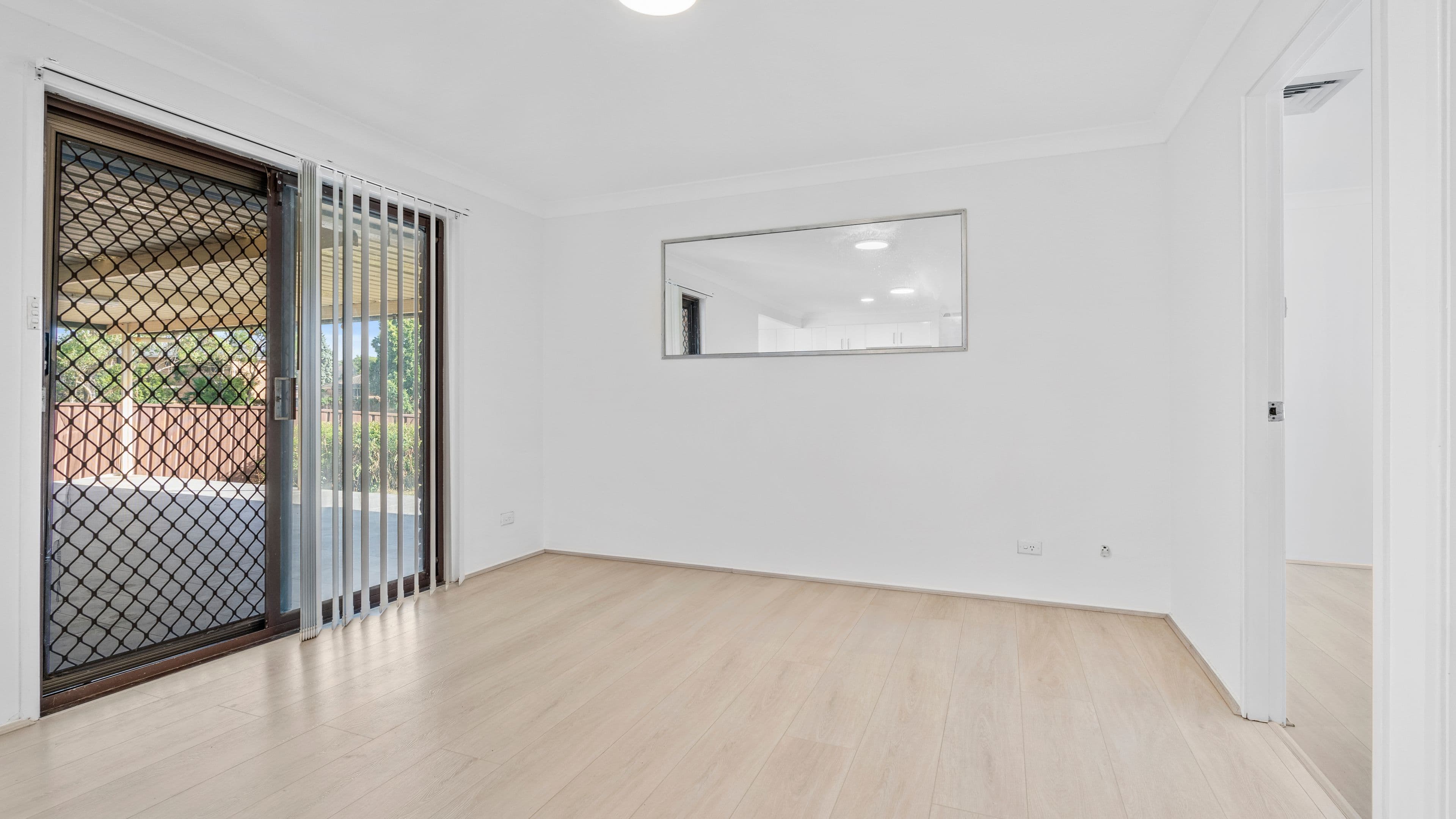 11 Leon Place, Ingleburn NSW 2565, Ingleburn - Thumbnail 8