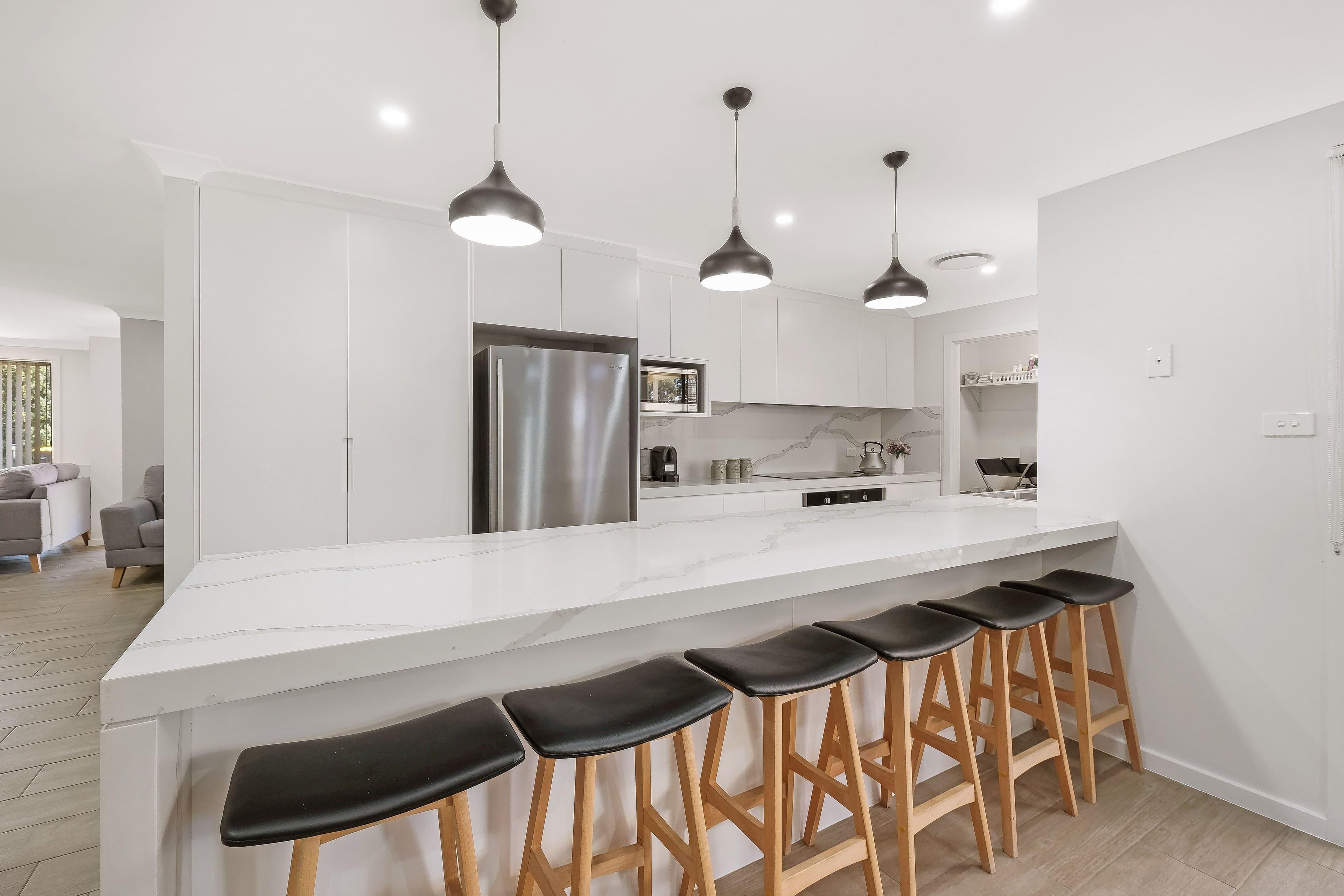 21 Templeton Crescent, Moorebank NSW 2170, Moorebank - Thumbnail 3