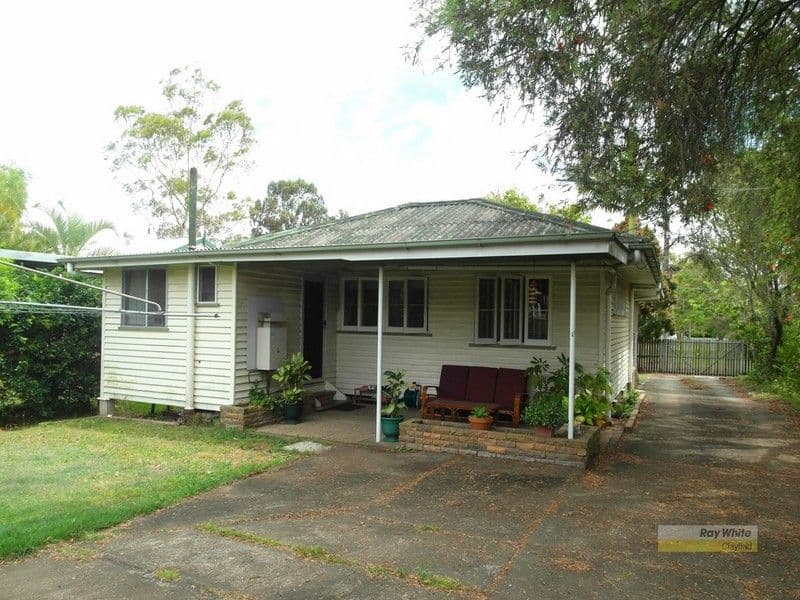 26 Kembla Street, WAVELL HEIGHTS QLD 4012, Wavell Heights - Thumbnail 2