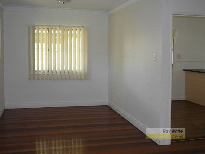 26 Kembla Street, WAVELL HEIGHTS QLD 4012, Wavell Heights - Thumbnail 5