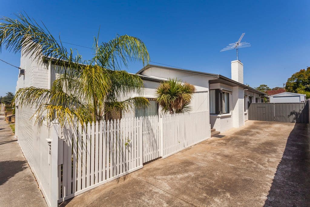 26 Calvert Street, HAMLYN HEIGHTS VIC 3215, Hamlyn Heights - Image 1