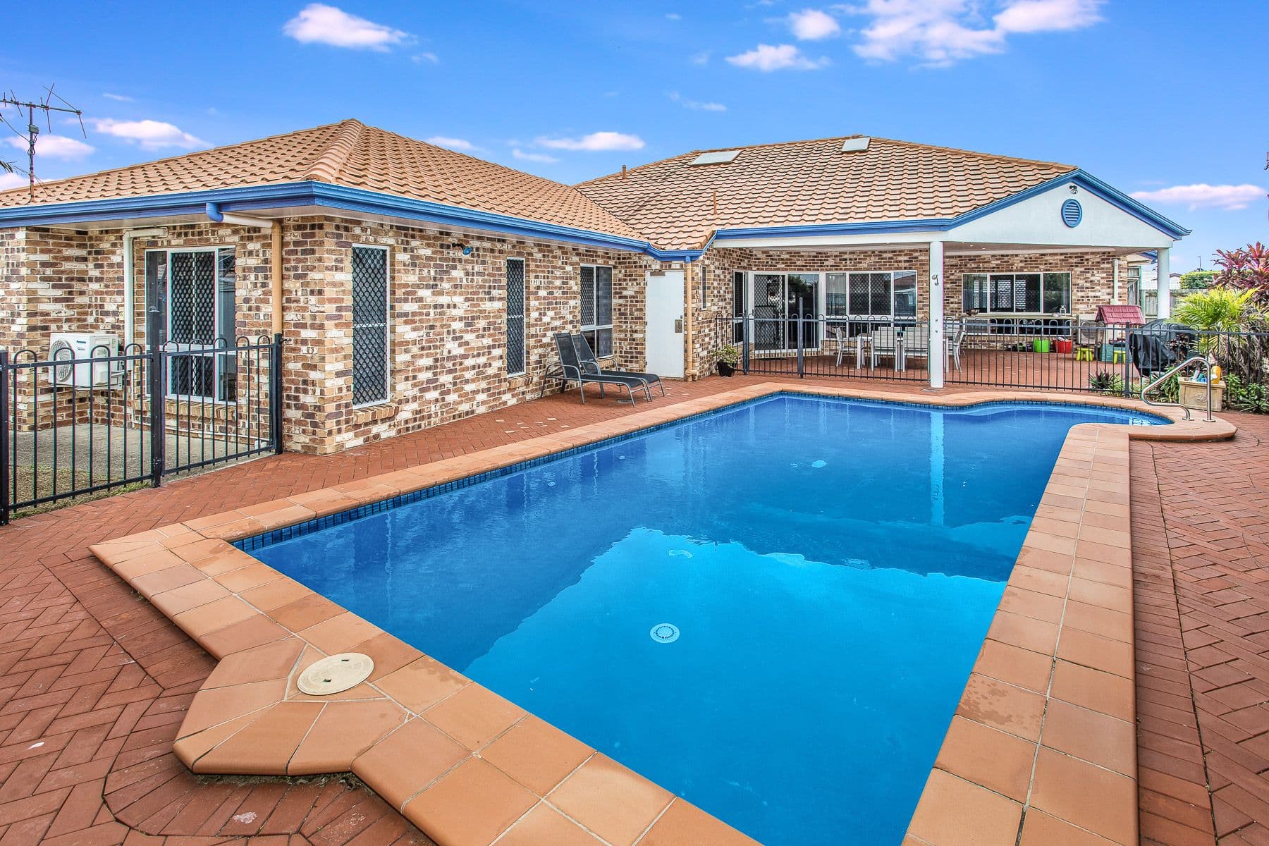 15 Camarsh Drive, Murrumba Downs QLD 4503, Murrumba Downs - Image 1