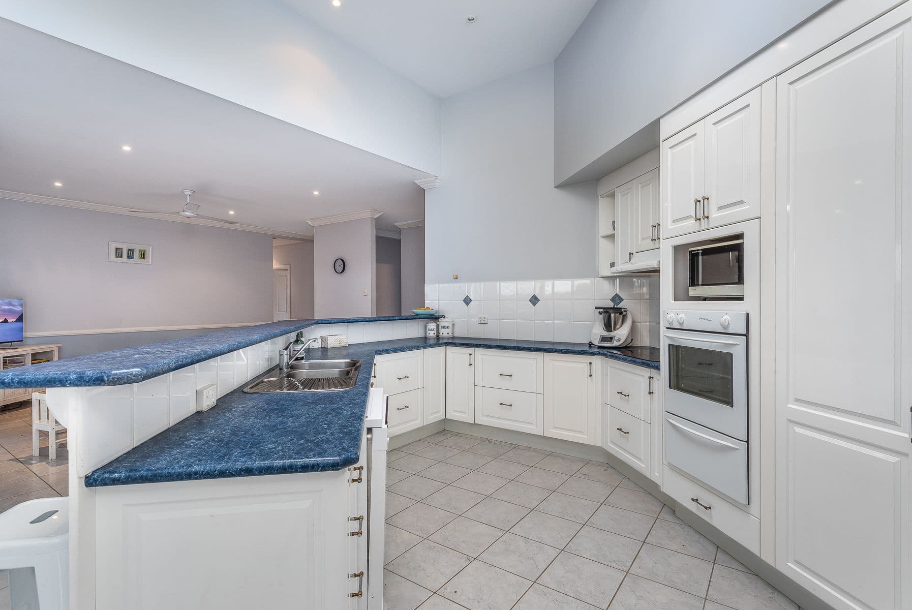 15 Camarsh Drive, Murrumba Downs QLD 4503, Murrumba Downs - Thumbnail 4